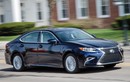 Video: Lexus ES không người lái lao bạt mạng vì quên kéo phanh tay