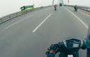 Video: Exciter "phóng như điên", va chạm xe máy và gây lật xe tải