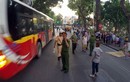 Xe bus đâm liên hoàn ô tô, xe máy trên đường Hà Nội