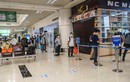 Cận cảnh sân bay Nội Bài vắng vẻ ngày đầu mở cửa đón khách trở lại