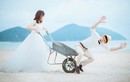 Ảnh cưới bên xe rùa cực hài hước của cặp đôi Hà thành