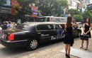 Dùng limousine đưa đón khách đến nhận Note 8