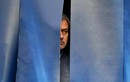 Ảnh chế: HLV Mourinho trốn biệt sau thất bại trước Man City