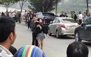 Lào Cai: Cô gái bị kẻ nghi ngáo đá kề dao vào cổ giữa phố