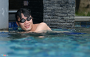 Trước trận U23 Việt Nam tranh HCĐ, cầu thủ quậy tung bể bơi