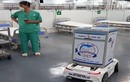 Video: Robot hỗ trợ chăm sóc những gì cho F0 tại bệnh viện dã chiến?