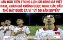 Ảnh chế bóng đá: NHM Việt Nam "ấm ức" không được nghe Quốc ca