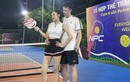 "Chị đẹp" 2k1 rủ người yêu hẹn hò trên sân pickleball gây sốt