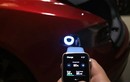 Trên tay iWatch đắt tiền điều khiển ôtô sedan điện Tesla