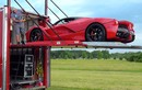 Container vận chuyển siêu xe LaFerrari triệu đô thế nào?