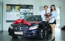 "Soi" Mercedes-Benz E200 giá 2 tỷ của Hoa hậu Kỳ Duyên