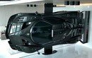 Dùng siêu xe triệu đô Pagani Zonda Revolucion làm tường ngăn