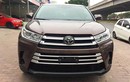 Cận cảnh Toyota Highlander 2018 giá 2,7 tỷ tại Hà Nội 