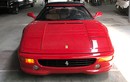 Cận cảnh siêu xe Ferrari F355 Spider cấm nhập vào VN