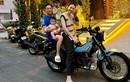 Đàm Thu Trang "cưỡi" xe máy Yamaha PG-1 chở Cường Đô la và hai con