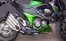 Xem Kawasaki Z800 “thổi sáo” 4 nòng