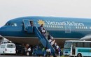 Máy bay Vietnam Airlines bị rách cánh, dừng bay