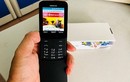 Mở hộp Nokia “quả chuối” 8110 4G cho người thích hoài cổ