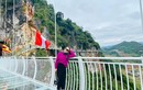 Vẻ đẹp cây cầu kính dài nhất thế giới ở Mộc Châu