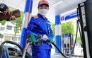 Giá xăng đồng loạt tăng, RON 95 tiến sát 20.000 đồng/lít