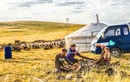 Khám phá cuộc sống du mục của gia đình người Mông Cổ 