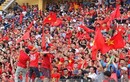 SVĐ Hàng Đẫy ngập tràn sắc đỏ cổ vũ đội tuyển Olympic Việt Nam