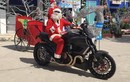 Ông già Noel Việt cưỡi “tuần lộc” Ducati Diavel khủng nhất VN