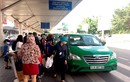 Taxi sân bay Tân Sơn Nhất làm hành khách khốn khổ