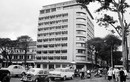 Ảnh hiếm về khách sạn “chọc trời” trứ danh Sài Gòn xưa