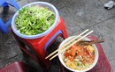 "Nhỏ dãi" loạt ảnh ẩm thực vỉa hè Hà Nội qua góc nhìn Tây