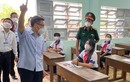 Học sinh lớp 9 ở Tiền Giang trong ngày trở lại trường