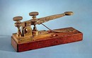 Sự thật lịch sử về sự ra đời của máy điện tín Morse