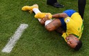 Ăn vạ quá nhiều, Neymar trở thành nỗi hổ thẹn của bóng đá 