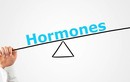 Video: 7 cách tự nhiên để cân bằng hormone trong cơ thể