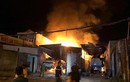 Nha Trang: Bãi chứa xe bồn chở xăng dầu cháy dữ dội, di tản người dân
