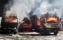Đồng Nai: Cháy 3 xe đầu kéo trong đêm, một tài xế tử vong