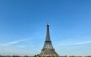 Tháp Eiffel xuất hiện tại Việt Nam, giới trẻ khoe ảnh check-in
