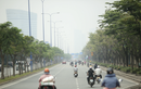 Tòa nhà cao nhất Việt Nam mờ ảo trong bụi mù vì ô nhiễm không khí