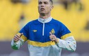 Ronaldo suýt chấn thương vì fan cuồng