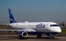  Khoảnh khắc đặc biệt của tiếp viên hàng không JetBlue gây chú ý