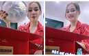 Nhã Phương đập hộp quà của mình và Trường Giang