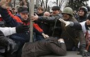 Nghi can sát hại người biểu tình Ukraine sẽ bị cấm xuất cảnh