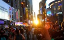 Kinh ngạc hiện tượng Manhattanhenge ở New York