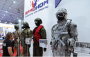 Cận cảnh áo khoác “tàng hình” Nga trang bị cho binh lính tham chiến