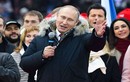 Tổng thống Putin hát Quốc ca Nga cùng hàng vạn người ủng hộ