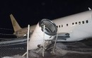 Máy bay Boeing chở 120 hành khách đâm sầm xuống đường băng