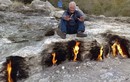 Hiếu kỳ về hòn đá cháy rực suốt 2.500 năm không tắt