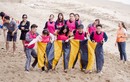 Lợi dụng trò đùa giới tính khi chơi team building