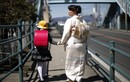 Nhật Bản thay đổi luật về quyền làm cha sau ly hôn