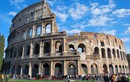 Du khách bị bắt giữ vì gỡ gạch từ di tích đấu trường Colosseo